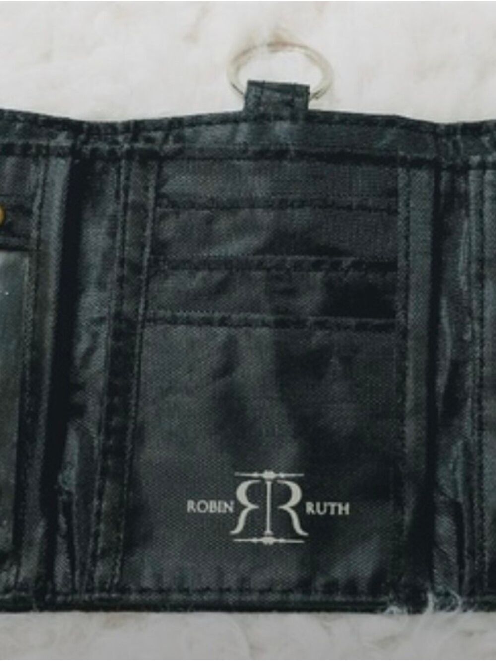 Budapest: Robin Ruth Tri-Fold Wallet - Picture 3 of 3